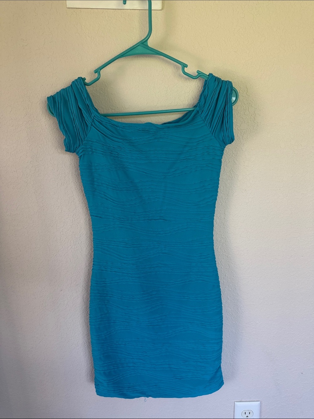 Wet Seal Turquoise Ruched Off-Shoulder Bodycon Dress